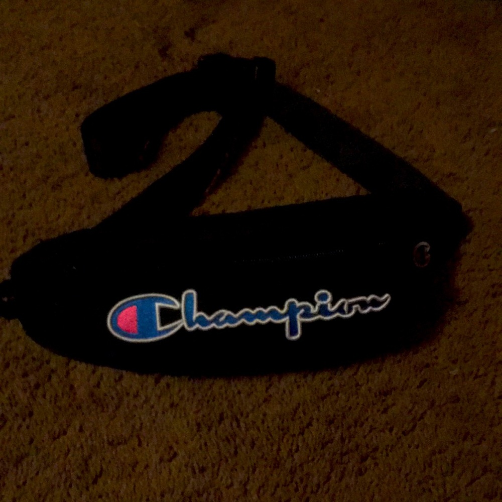 Champion cross body bag.